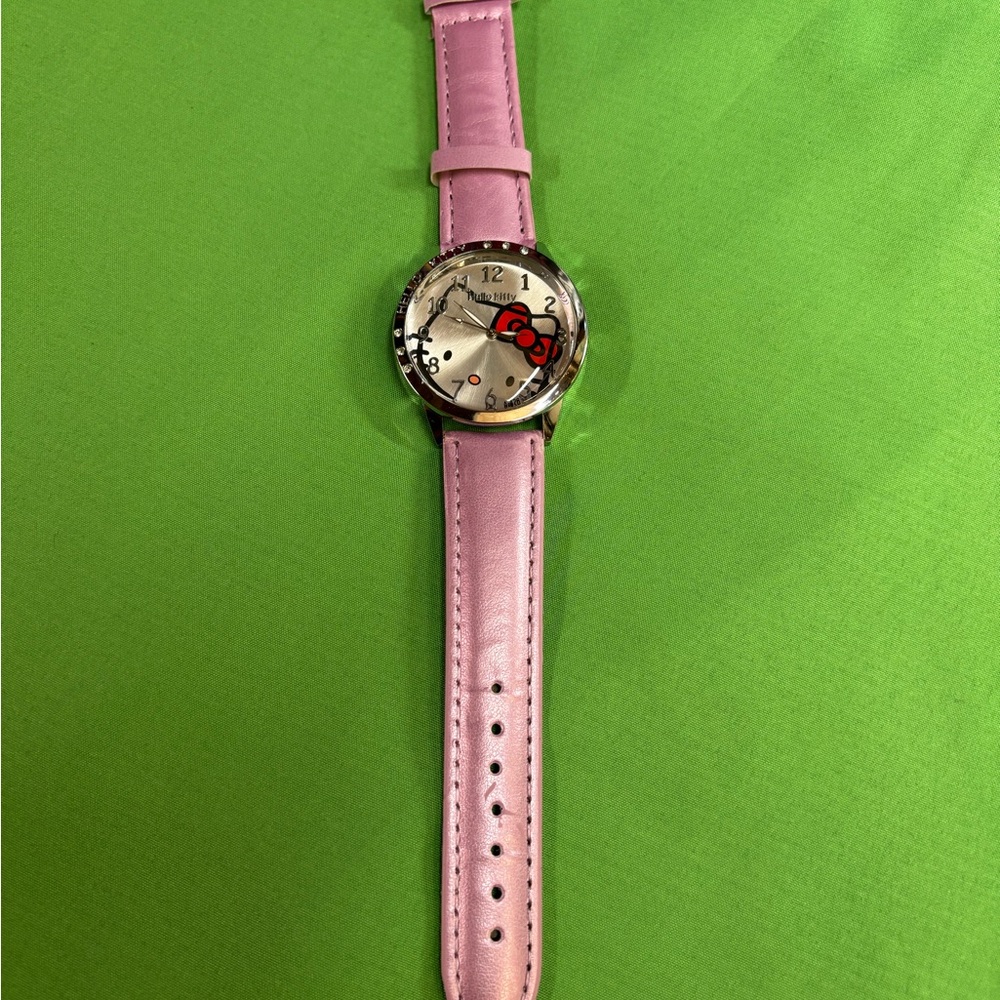Hello Kitty Pink Strap Watch - Picture 4 of 4